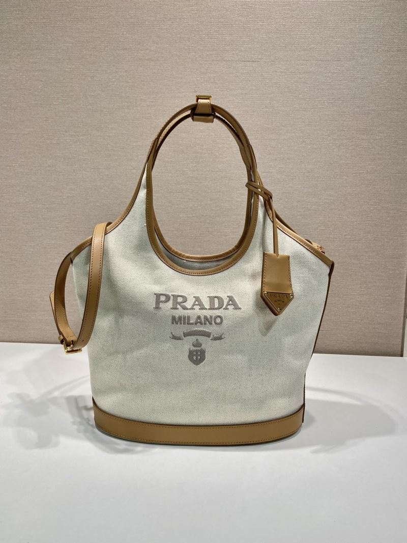 Pra*a tote bags